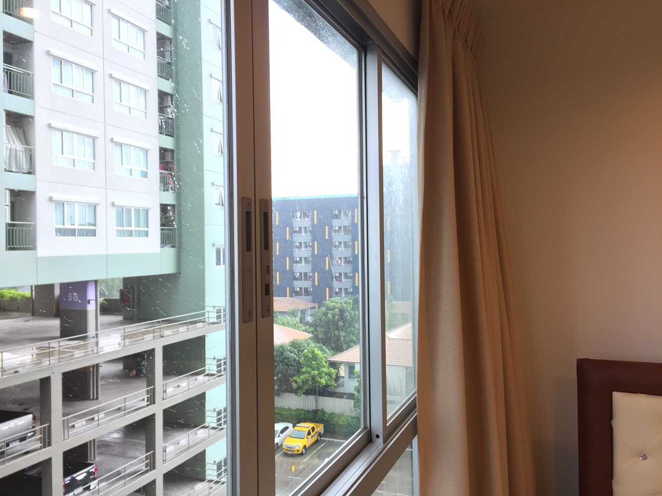 ขายคอนโด Lumpini Park Rattanathibet (ลุมพินี พาร์ค รัตนาธิเบศร์) 1 ห้องนอน 1 ห้องน้ำ ตึก A ชั้น5 ขนาดห้อง 26.11 ตรม.