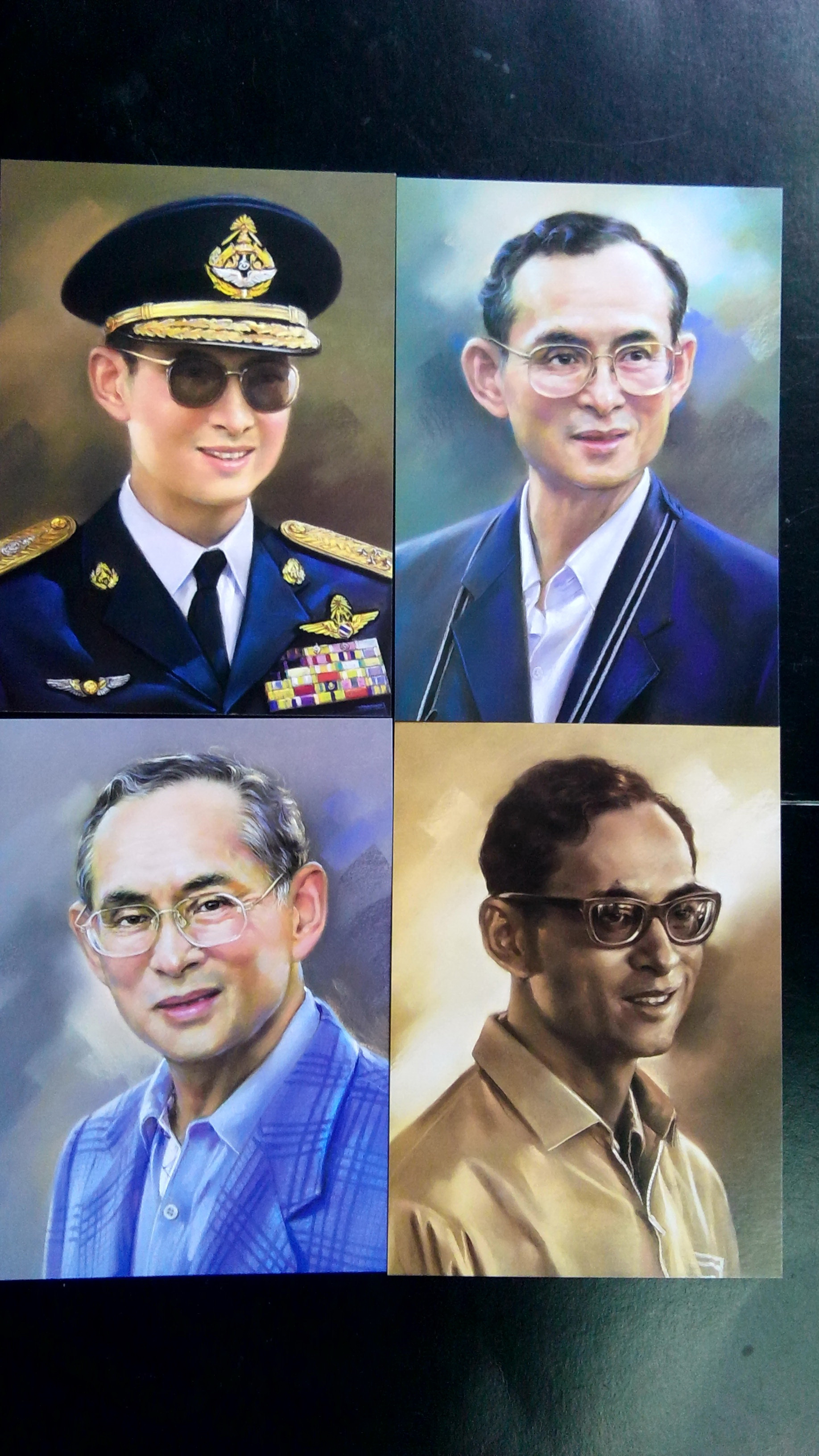 บัตรภาพ ร.9 ชุดถวายพระเพลิงพระบรมศพ