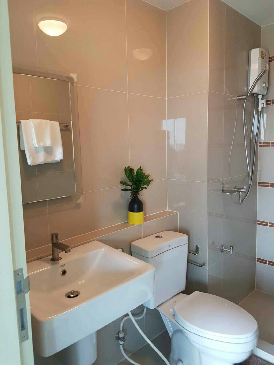 รหัสทรัพย์ 02172 ขาย / ให้เช่า คอนโด ดี คอนโด แคมปัส รีสอร์ท รังสิต D CONDO CAMPUS RESORT RANGSIT (เลขที่ 81/413 ) ขนาด 30.10 ตารางเมตร ตึก B ชั้น 7 ตกแต่งครบพร้อมอยู่