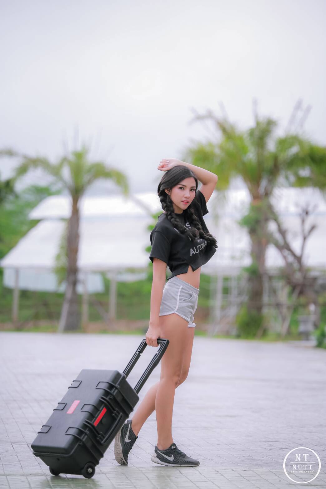 กระเป๋ากล้อง Hardcase ล้อลาก HARZ รุ่น HC-512 สีดำ ไส้โฟมลูกเต๋า