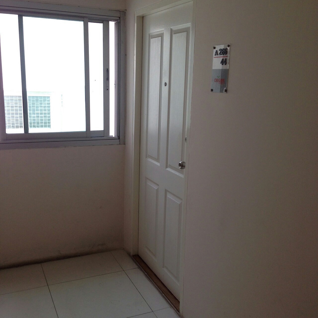 ให้เช่า คอนโด ออริจินส์ พระราม 2 (origins rama2 ) ชั้น 2 ห้องมุม หันหน้าออกถนนพระราม 2