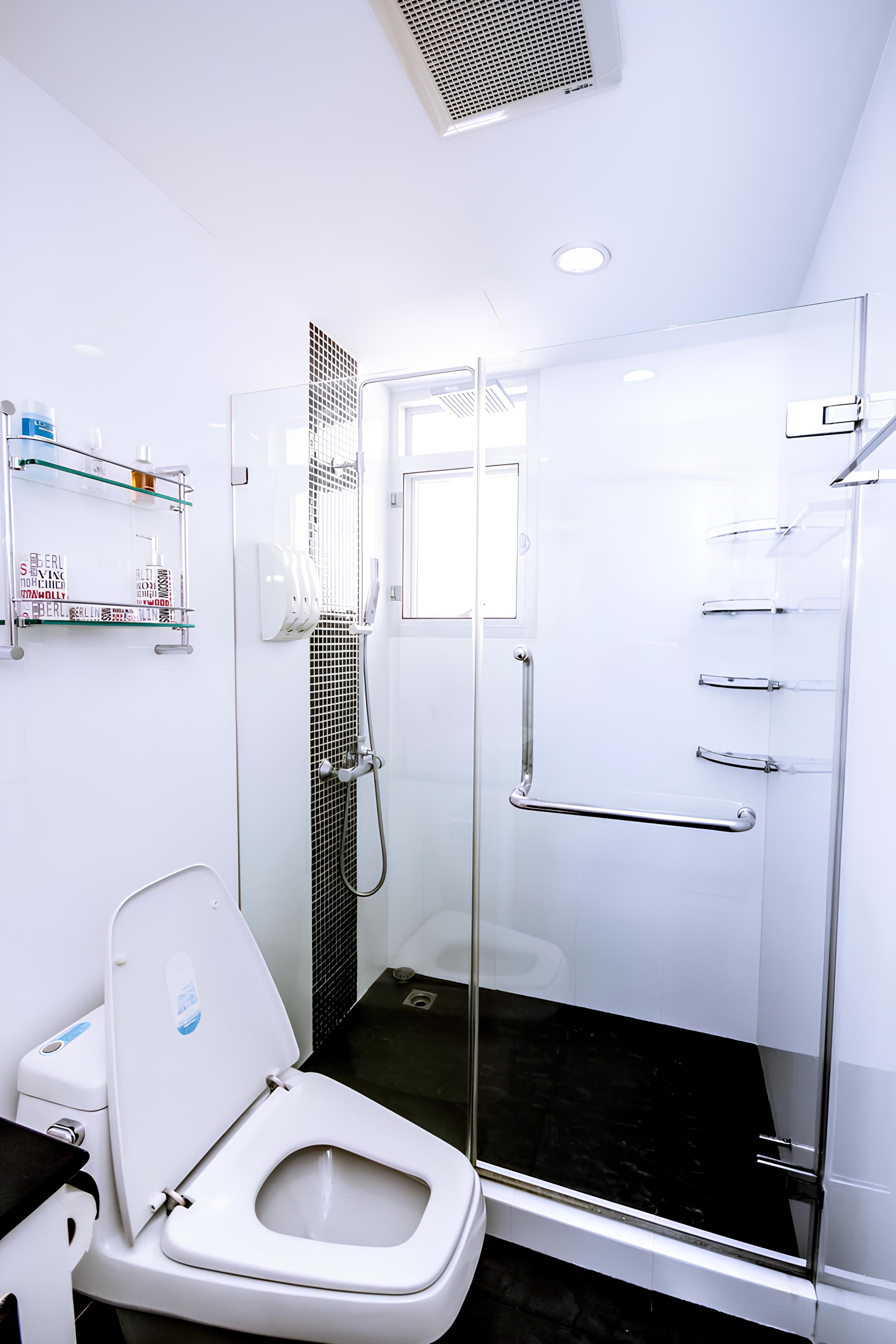 ให้เช่า The Link Sukhumvit 50 (เดอะ ลิงค์ สุขุมวิท 50) ขนาด 41 sqm ห้องมุม ชั้น 5 Modern แต่งใหม่ บิ๊วอินจัดเต็ม