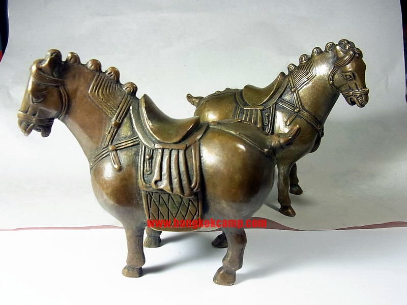 ม้าคู่ งานทองเหลือง