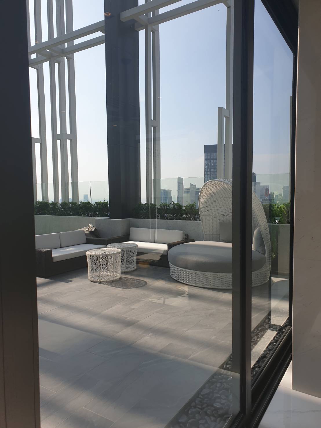 ให้เช่าคอนโด Life One Wireless (ไลฟ์ วัน ไวร์เลส) 1 ห้องนอน 1 ห้องน้ำ ขนาด 24 ตรม