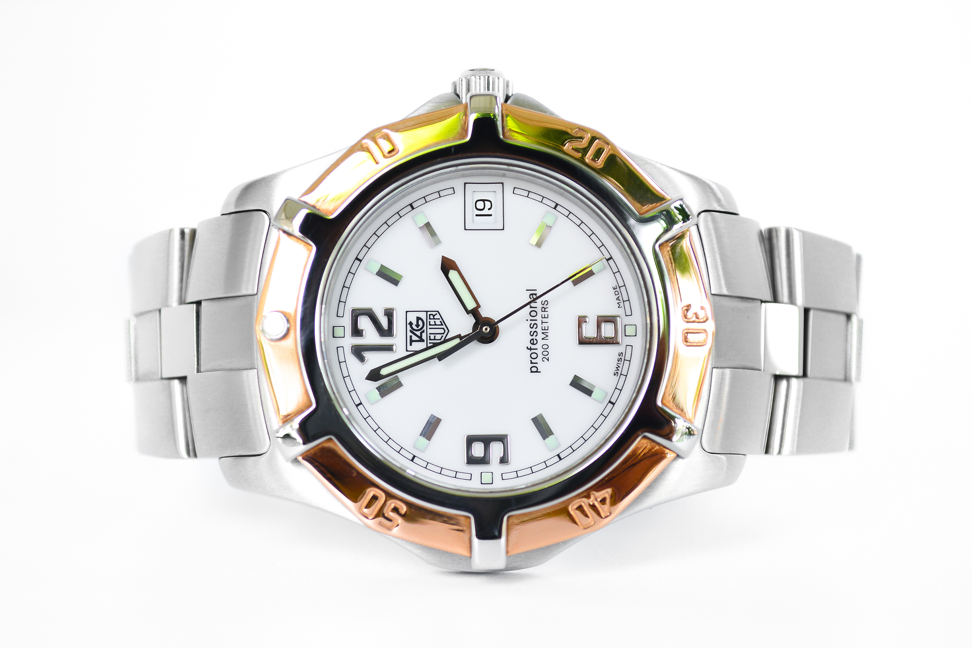 Tag Heuer Professional s2000 Exclusive ขอบ 18k หน้าขาว (Sold)