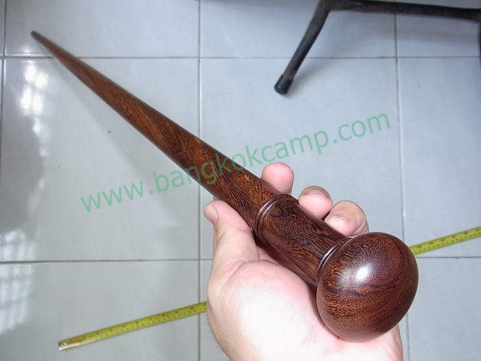 ไม้มงคลหายาก. ไม้ตะพด(ไม้แก่นมะขาม) ท่อนเดียวยาวตลอด ลายสวย ยาว 92ซม.