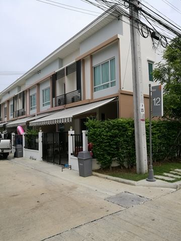 รหัสทรัพย์ 21961 ขายทาวน์โฮม Pleno รัตนาธิเบศร์-ชัยพฤกษ์ โครงการของ AP (บ้านค่อนข้างใหม่) พร้อมเข้าอยู่