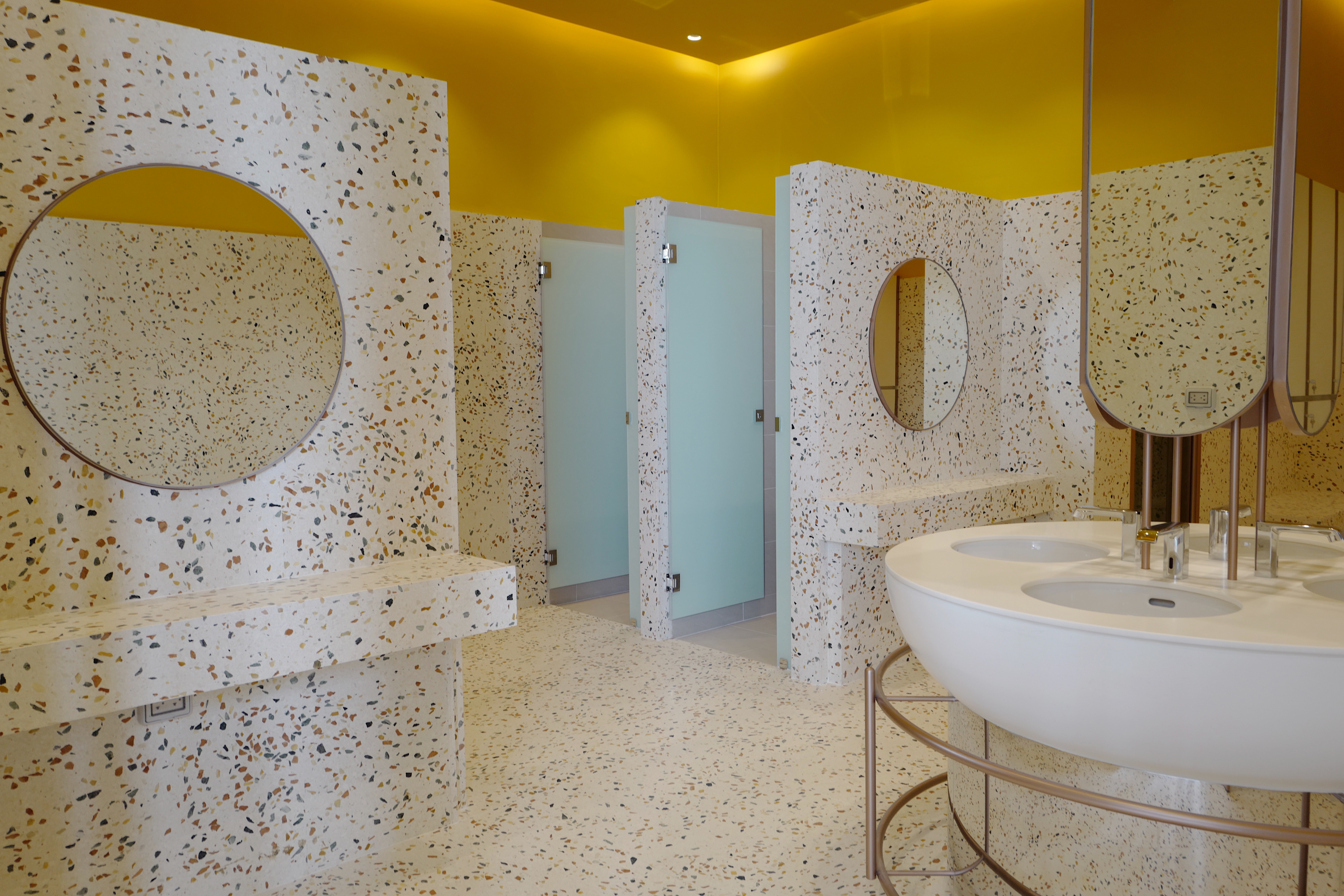 ให้เช่าคอนโด The Base Saphanmai (เดอะ เบส สะพานใหม่)มีทั้งแบบ 1 ห้องนอน 1 ห้องน้ำ ห้องใหม่ยังไม่เคยพัก