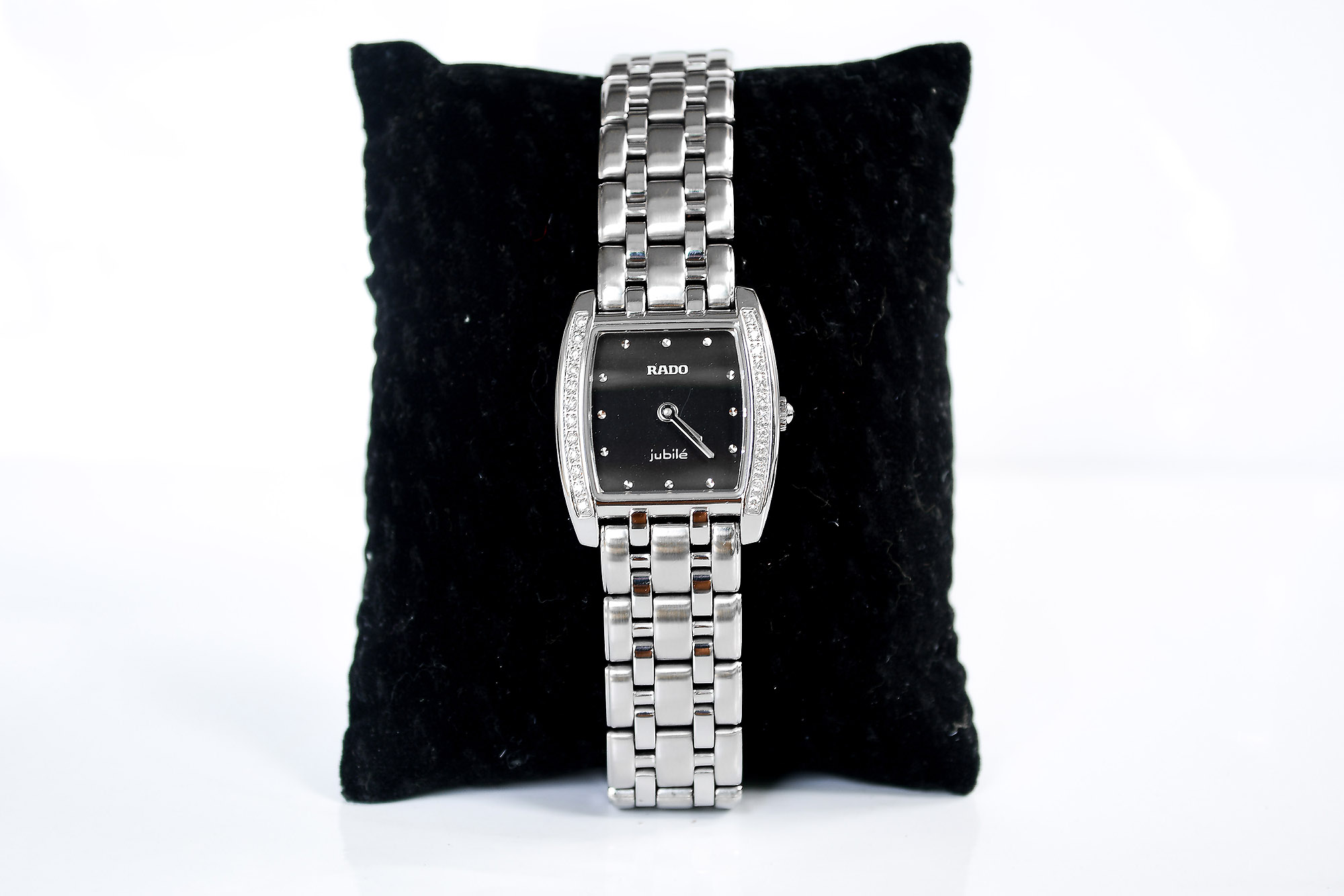 Rado florence lady ขอบฝังเพชร 24 เม็ด(Sold)