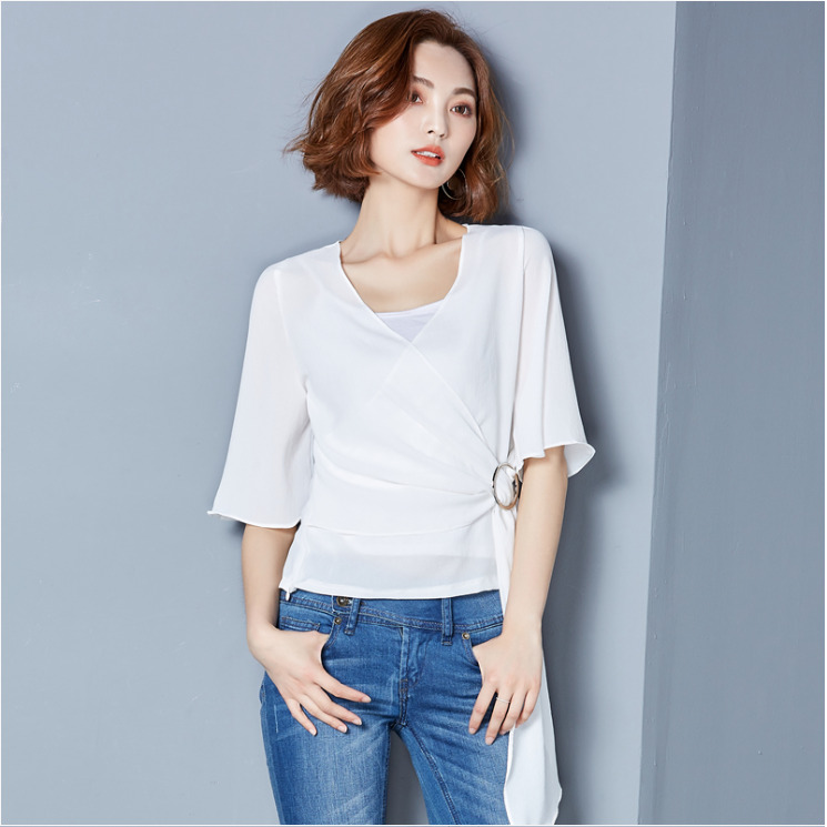 เสื้อทำงานสีขาว แขนสั้น ผ้าชีฟอง สวยเท่ ดูดี เรียบร้อยสไตล์สาวออฟฟิศ
