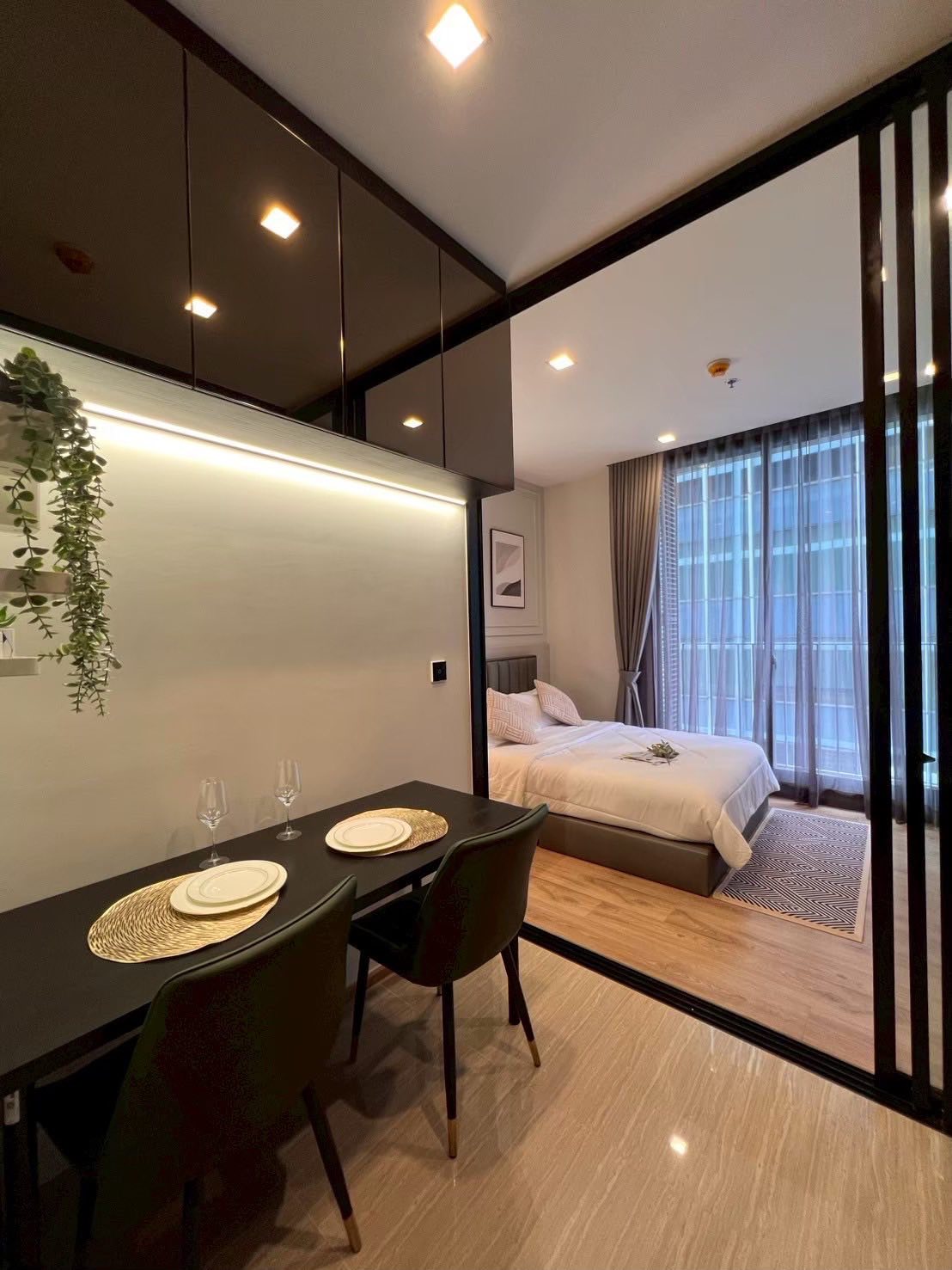 ให้เช่าคอนโด Noble Around Ari (โนเบิล อราวน์ อารีย์) ให้เช่า มี 3 ยูนิต พร้อมเข้าอยู่ทันที ตกแต่ง Build-in คุณภาพสูง