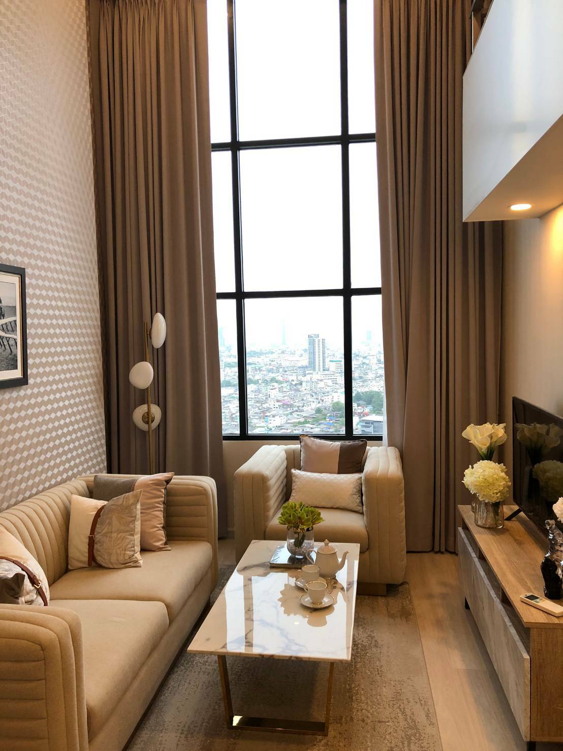 ให้เช่าคอนโดห้องใหม่มือหนึ่ง Knightsbridge Prime Sathorn (ไนท์ บริดจ์ ไพร์ม สาทร) 1 ห้องนอนแบบ Duplex 1 ห้องน้ำ ขนาด 44 ตรม