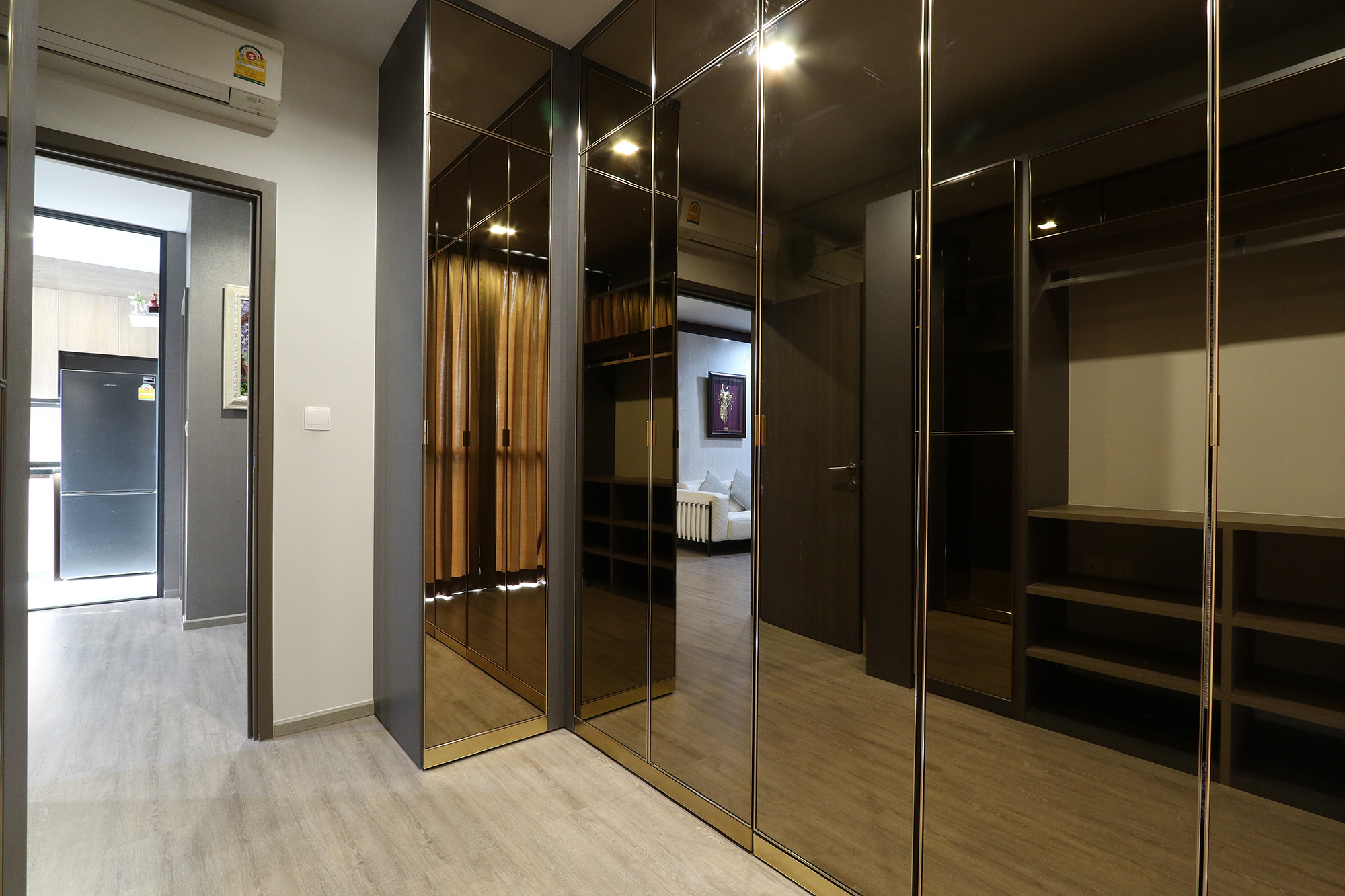 ขาย The Line Wongsawang : เดอะ ไลน์ วงศ์สว่าง ห้องมุม ตกแต่งแล้ว พร้อมเข้าอยู่ทันที ห้องพักอาศัยเป็นรูปแบบ 2 Bedrooms