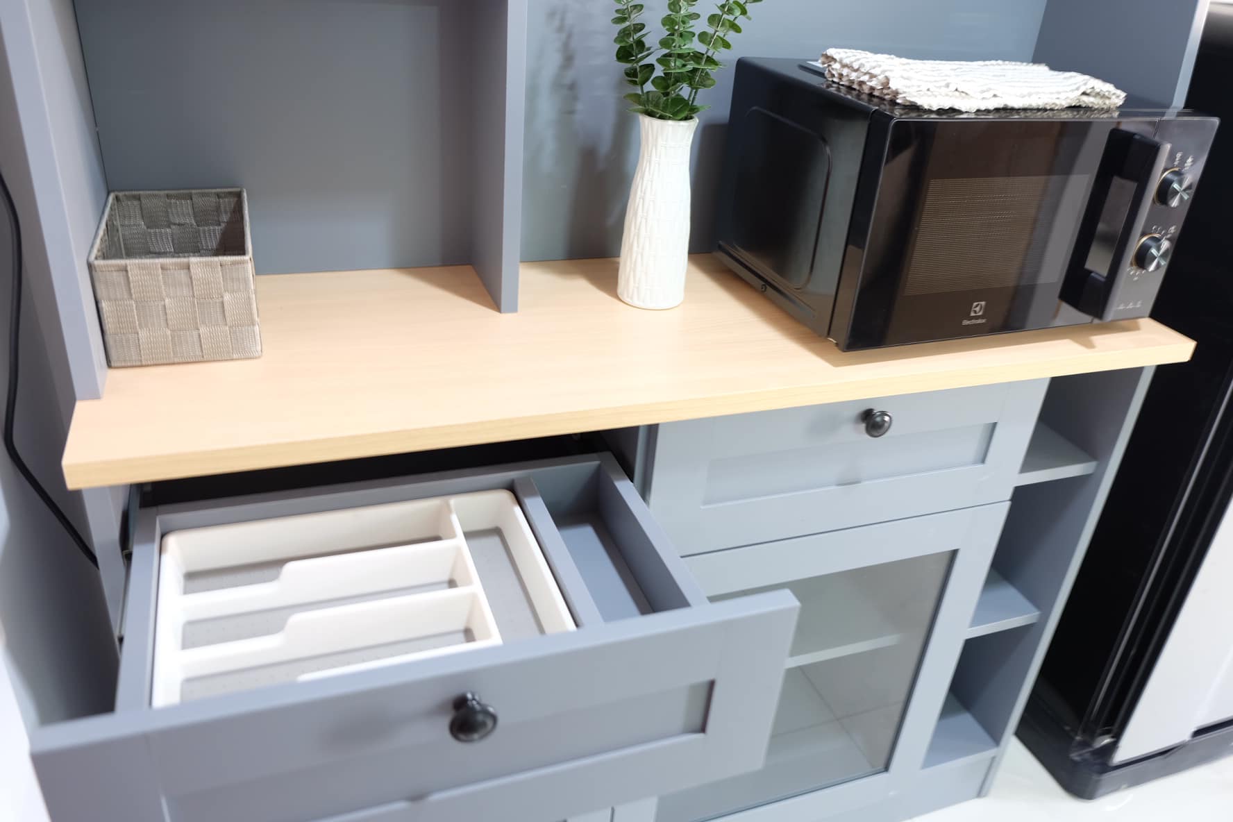 ให้เช่าคอนโดที่สุดแห่งโลเคชั่น พญาไท เพลส - ติด BTS พญาไท ปล่อยเช่าห้องสตูดิโอ ขนาด 29 ตร.ม. ชั้น 22 เพิ่งรีโนเวท