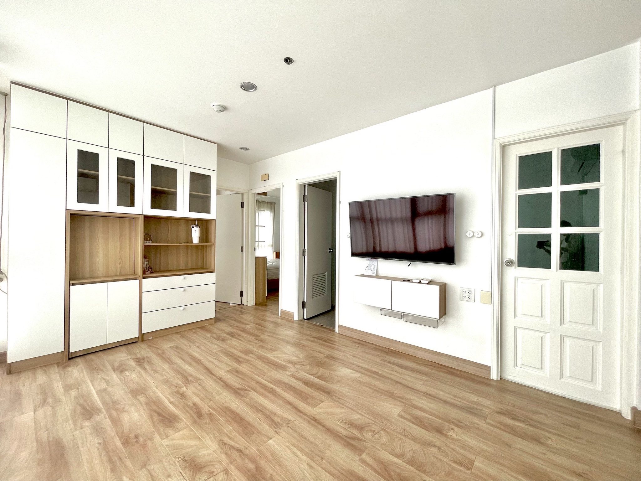 ✨ ขายคอนโด Lumpini Place Water Cliff (ลุมพินี เพลส วอเตอร์คลิฟ) ราคาพิเศษเพียง 3,000,000 บาท! ✨