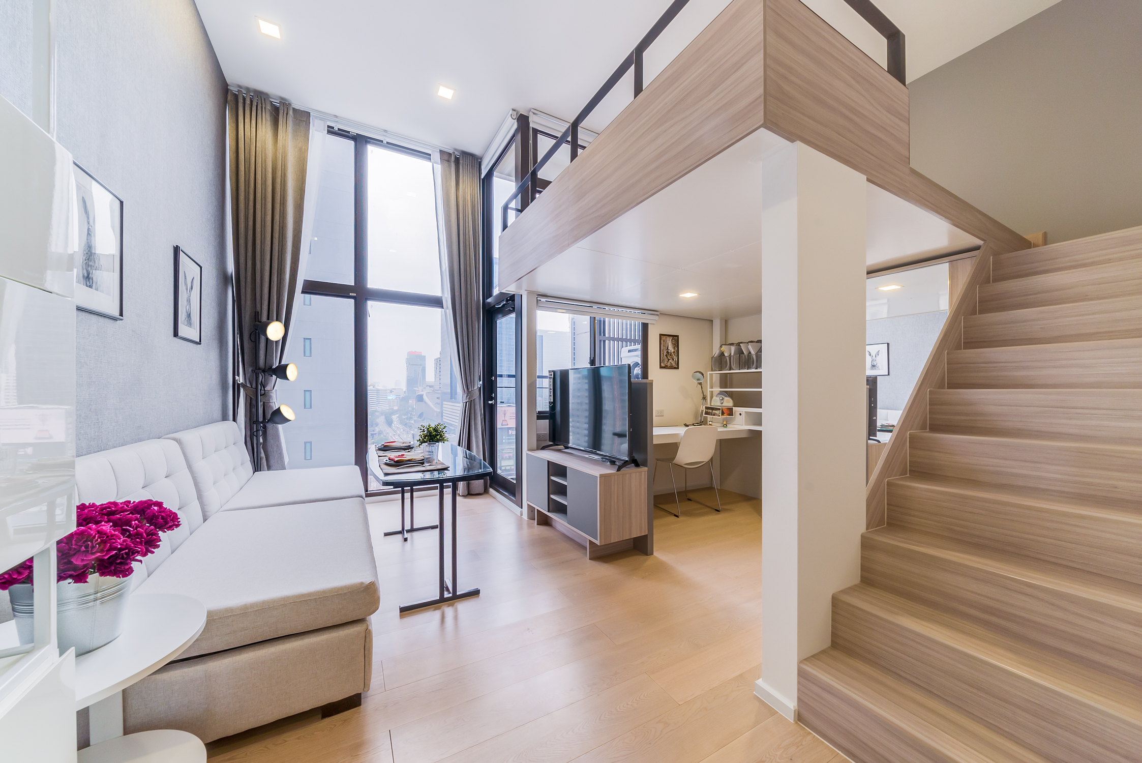 ขายพร้อมผูเช่า Chewathai Residence Asoke (ชีวาทัย เรสซิเดนซ์ อโศก ห้อง 295/98(12A12) TYPE 1G Duplex ชั้น 12A