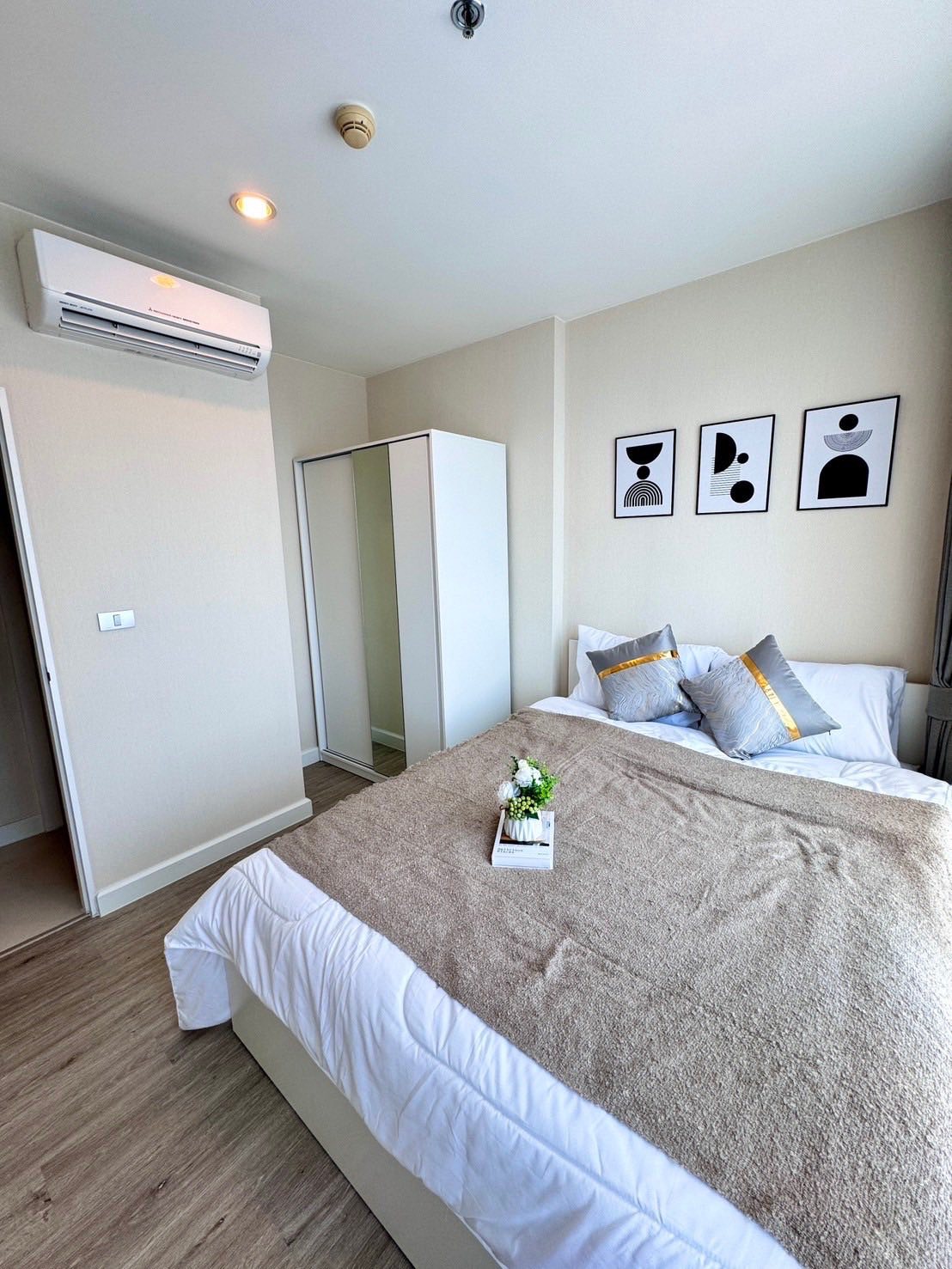 ให้เช่าคอนโด The Sky สุขุมวิท 101 – ชั้นสูง วิวสวย เดินทางสะดวก ใกล้ BTS 📌 🏙 ห้องขนาด 35 ตร.ม. | ชั้น 18 | อาคาร C