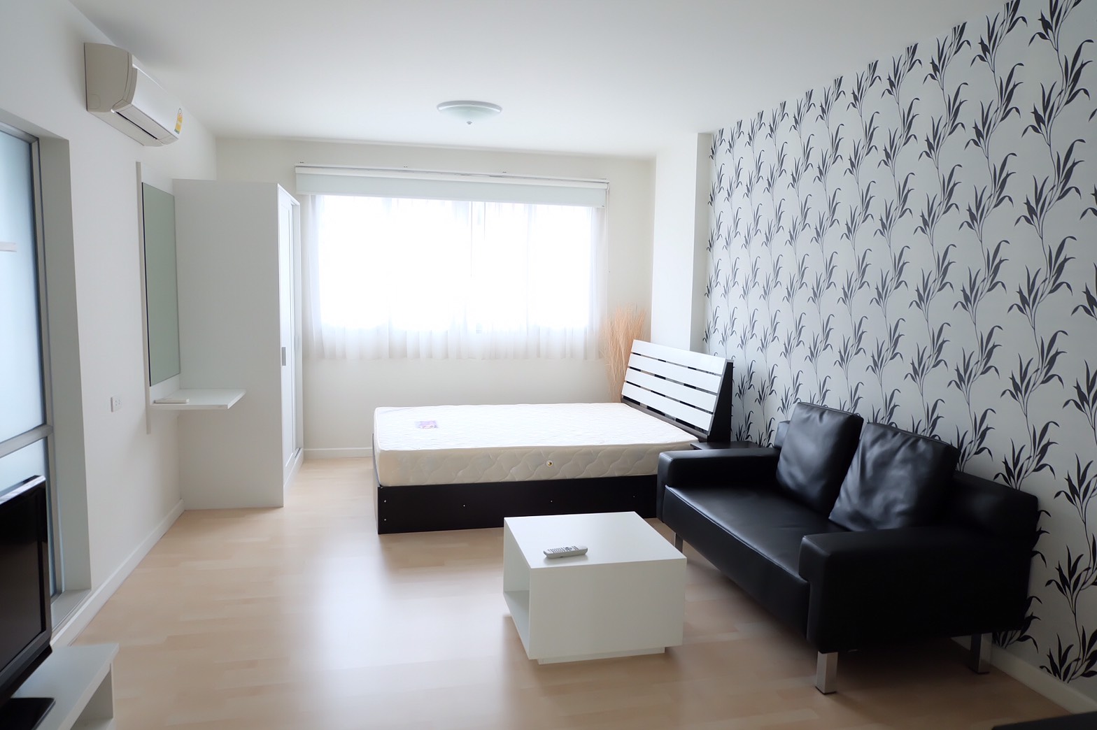 ให้เช่าคอนโด D Condo Ramindra พร้อมเฟอร์และไฟฟ้า