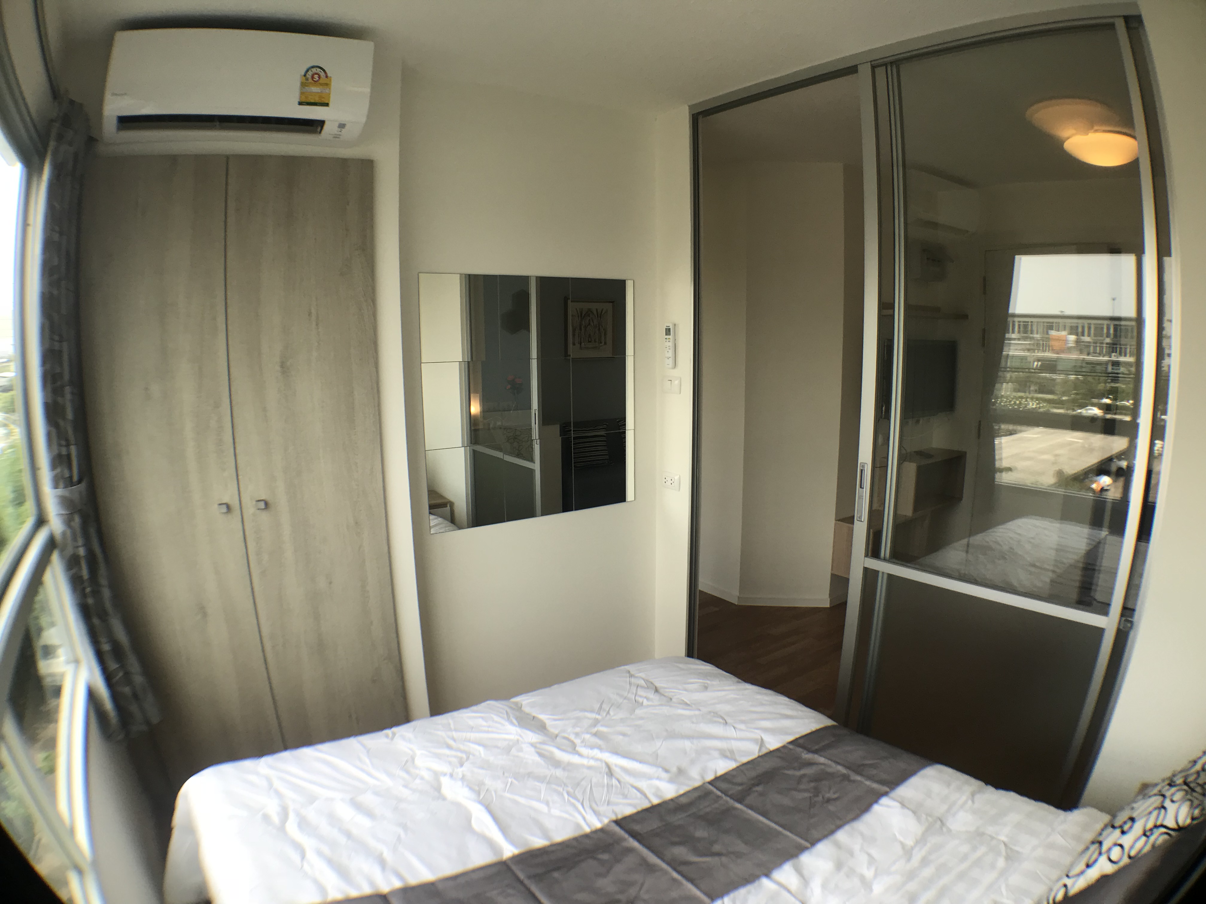 ให้เช่าคอนโด Lumpini Ville On Nut – Lat Krabang 2 (ลุมพินี วิลล์ อ่อนนุช ลาดกระบัง 2 ) 1 ห้องนอน 1 ห้องน้ำ ขนาด 23 ตารางเมตร