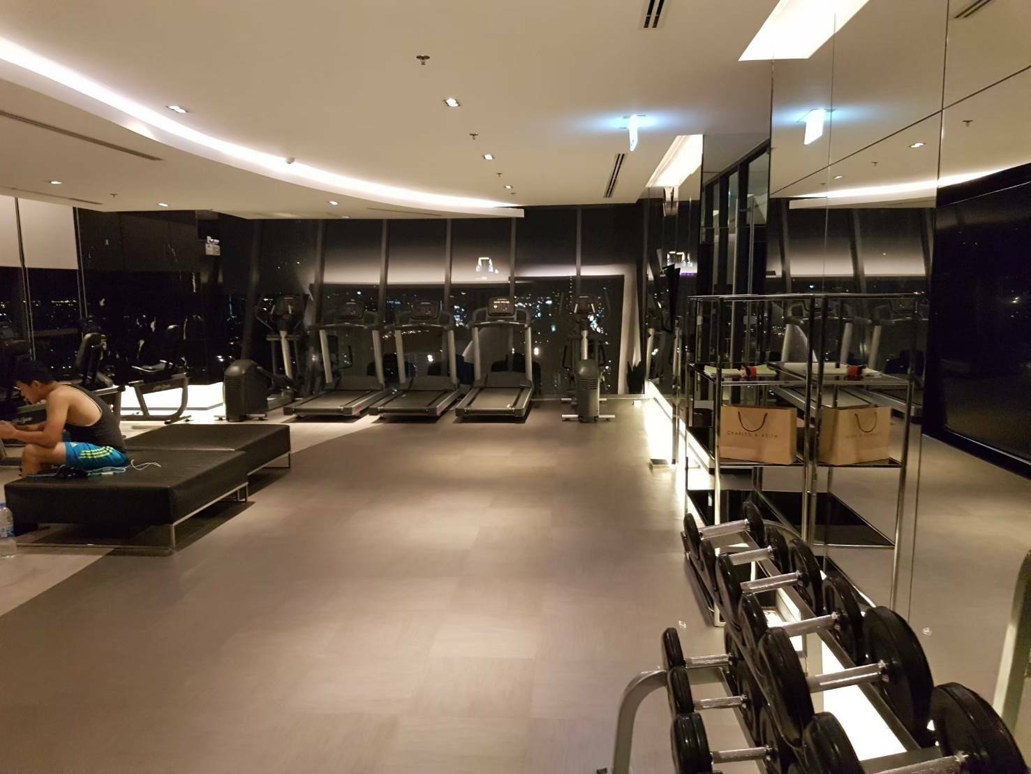 ขาย / ให้เช่าคอนโด Ideo Q Ratchathewi (ไอดีโอ คิว ราชเทวี) มี 2 ยูนิตให้เลือก ห้องแต่งครบพร้อมเข้าอยู่