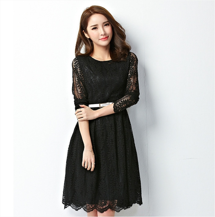 ชุดเดรสลูกไม้สีดำ แขนยาว กระโปรงทรงบาน แฟชั่นสาวออฟฟิศ ลุคเรียบร้อย สวยหวาน ดูดี