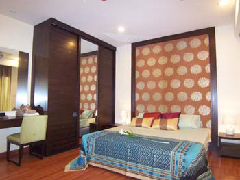 Condo Sarin Suites Sukhumvit Bangkok for rent price 22000-45000 / Month