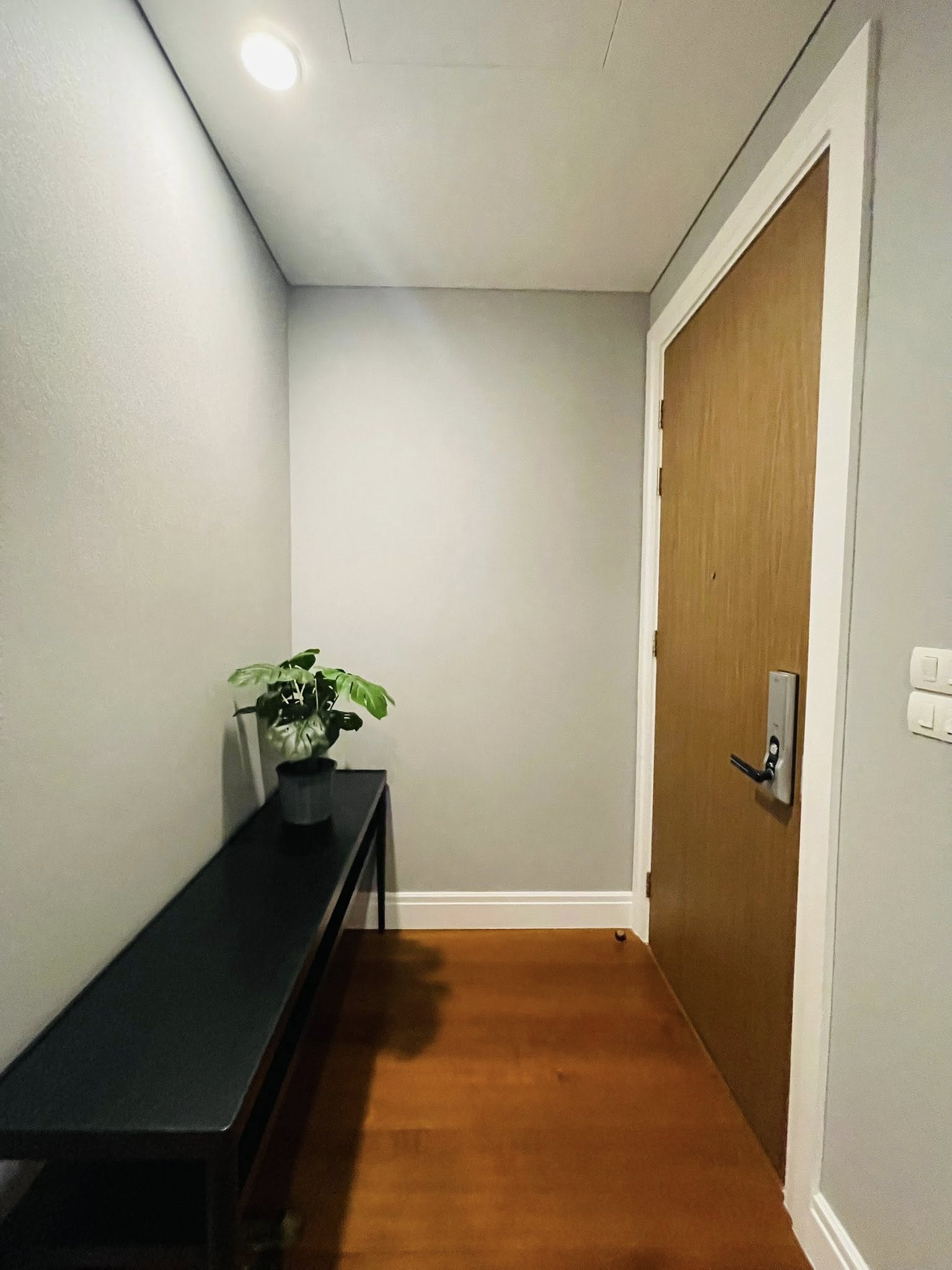 ให้เช่าคอนโด ไบรท์ สุขุมวิท 24 / For Rent Bright Sukhumvit 24 (English below)