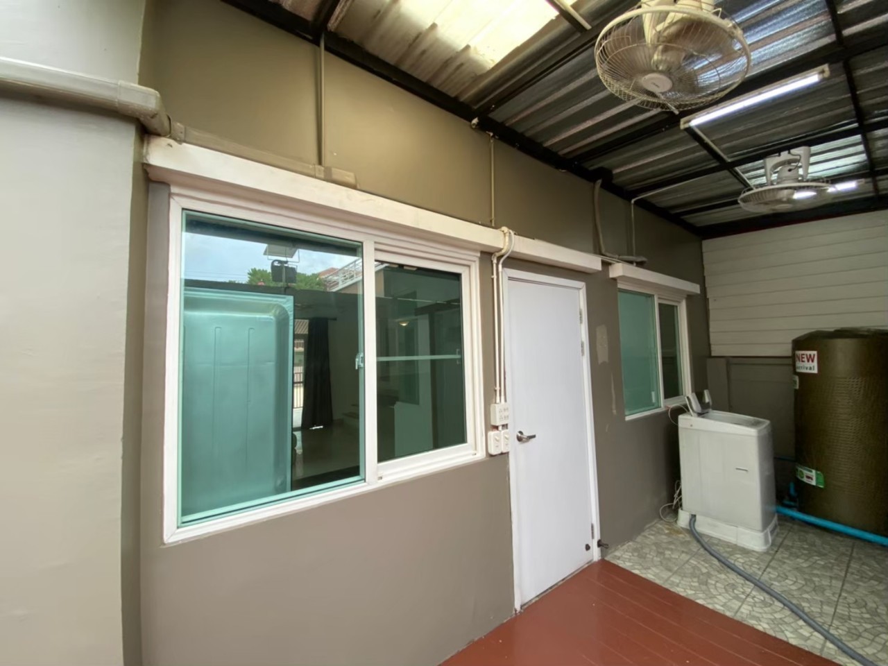 ให้เช่าทาวน์เฮาส์ 2 ชั้น Gusto Phaholyothin – Saimai : หมู่บ้าน กัสโต้ พหลโยธิน – สายไหม ถนนสายไหม เนื้อที่ 32.75 ตารางวา 2 ชั้น 4 ห้องนอน 3 ห้องน้ำ