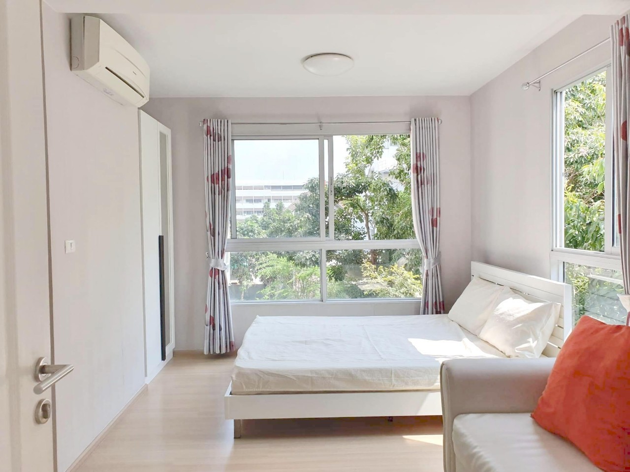 ขาย Plum Condo Bangkae (พลัม คอนโด บางแค) ห้องสตูดิโอ 1 ห้องน้ำ ตึก B ห้องมุม ขนาด 23 ตรม.