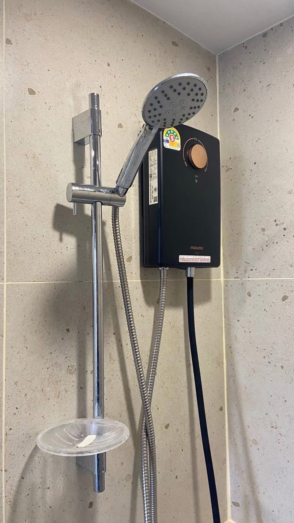 ให้เช่าคอนโด นิว ครอส คูคต สเตชัน / For Rent NUE Cross Khu Khot Station (English below)