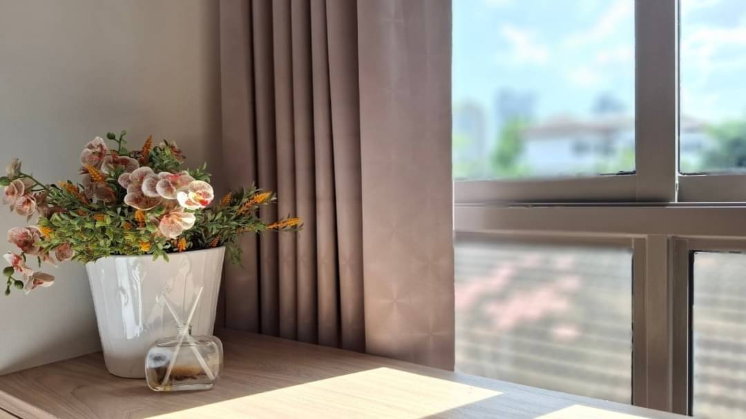 ขายคอนโดเลี้ยงสัตว์ได้ **ลดเพิ่มอีก 690,000 บาท ** ขายต่ำกว่าตลาด 2 ล้าน!! **ขายถูกที่สุดในโครงการ** DownTown 49 ขายตัดภาระ