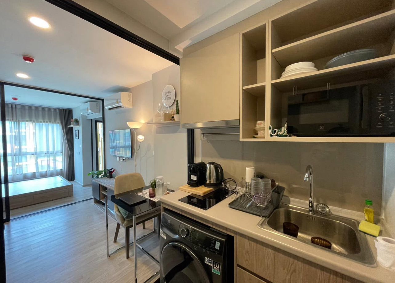 ✨ ให้เช่าคอนโด Plum Condo สุขุมวิท 97/1 ห้องสวย ชั้น 5 อาคาร B ขนาด 30 ตร.ม. วิวสระว่ายน้ำ ใกล้ BTS บางจาก เพียง 500 เมตร!