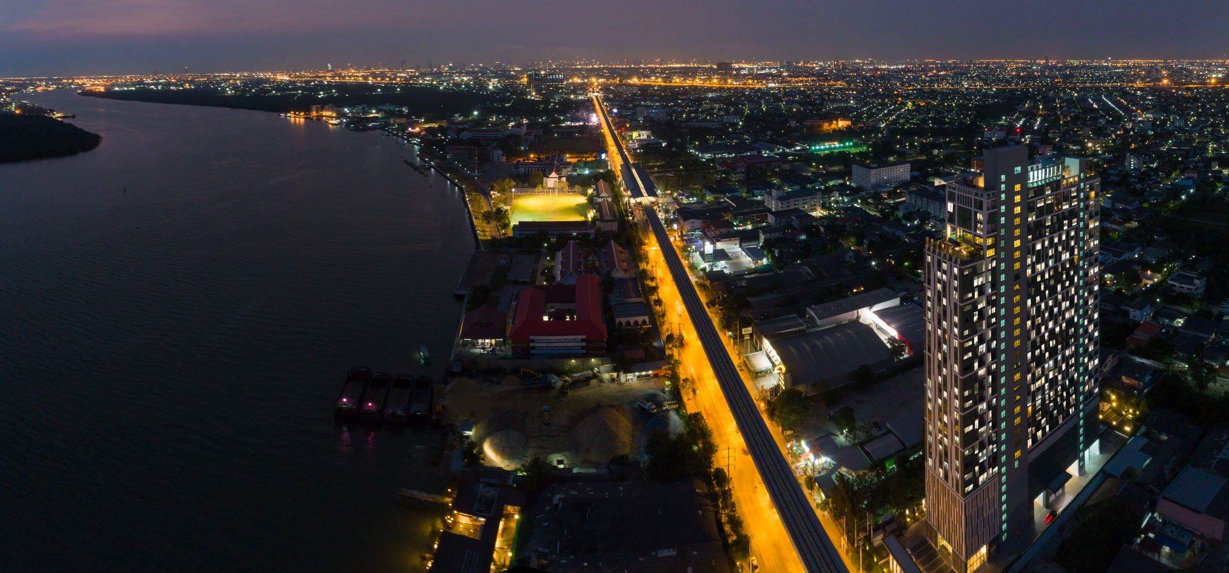 ขายคอนโด Knightsbridge Sky River Ocean (ไนท์บริดจ์ สกาย ริเวอร์ โอเชี่ยน) 1 ห้องนอน วิวโค้งแม่น้ำ