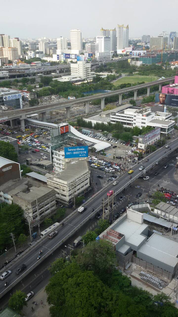 คอนโด Villa Asoke ให้เช่า 1ห้องนอน 1 ห้องน้ำ ราคา 28000 / เดือน พื้นที่ 52 ตร.ม ชั้น สูง วิวสวย พร้อมเฟอร์