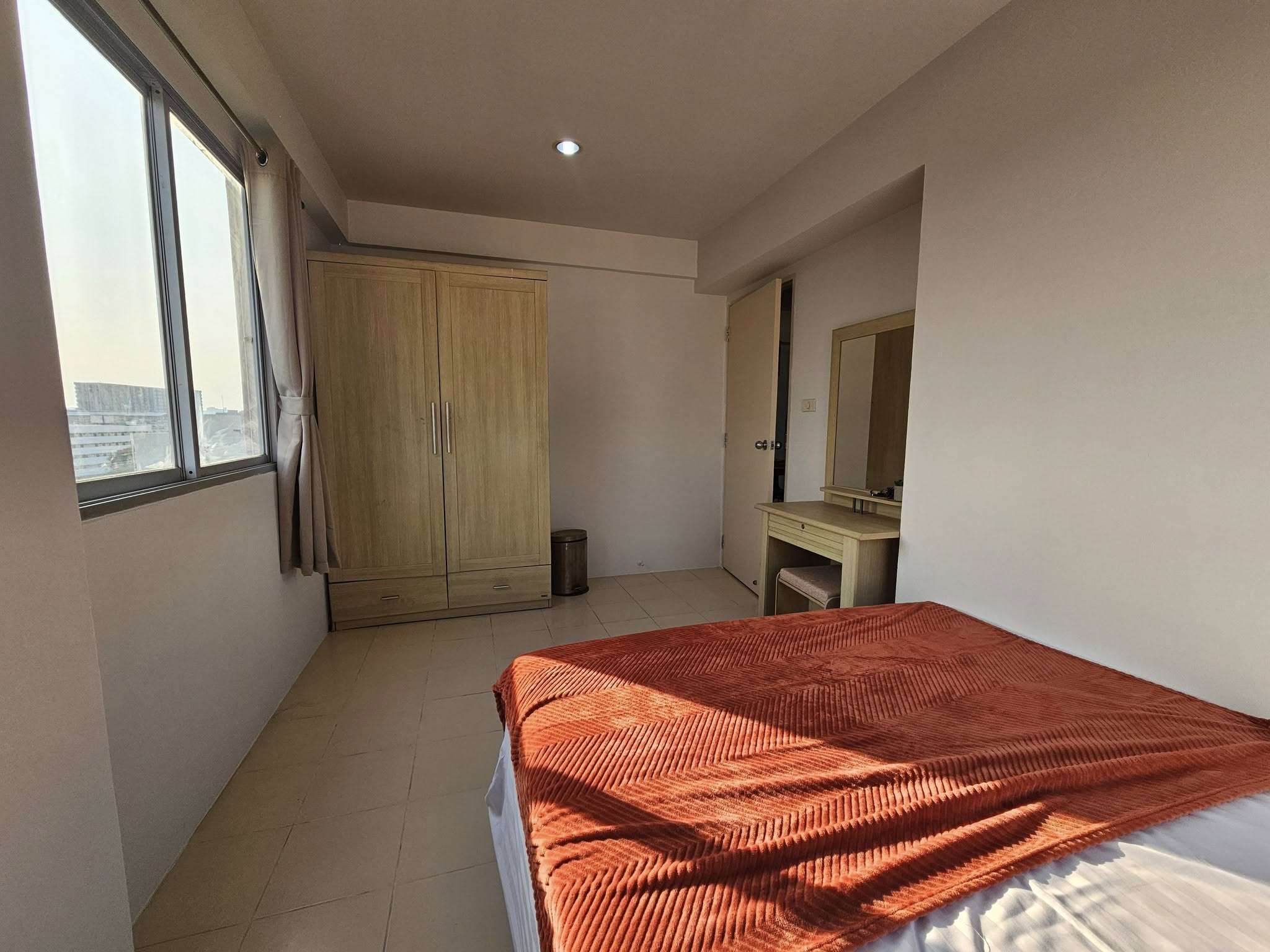 ให้เช่าคอนโด คาซ่า เดอ ซานซาร์ร่า พหลโยธิน 46/2 ใกล้ BTS พหลโยธิน 59 คอนโด 2 ห้องนอนย่านพหลโยธิน สะพานใหม่ ปรับปรุงใหม่