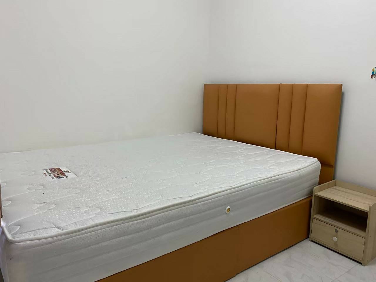 ให้เช่าทาวน์เฮ้าส์ 2 ชั้น หมู่บ้านพฤกษา 58/2 ให้เช่าเดือนละ 14,000 ถนนลาดกระบัง 54 มี 3 ห้องนอน