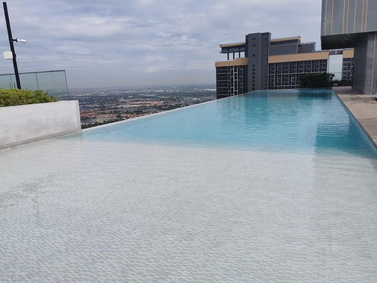 ให้เช่าคอนโด The Politan rive เดอะ โพลิแทน รีฟ 8500 / เดือน สัญญาปี หรือสนใจระยะสั้น ทักแชตสอบถามได้