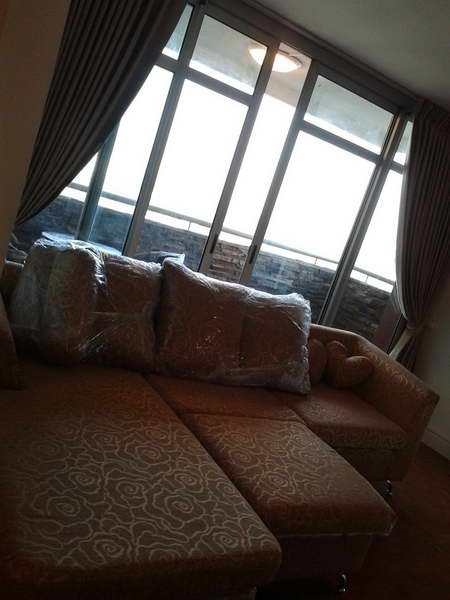 ให้เช่า คอนโด Lake View พื้นที่ 118 ตรม. 3ห้องนอน 3ห้องน้ำ วิวทะเลสาบ เมืองทองธานี ชั้น 28, 1 ห้องนั่งเล่น 1 ห้องครัว 2ระเบียง