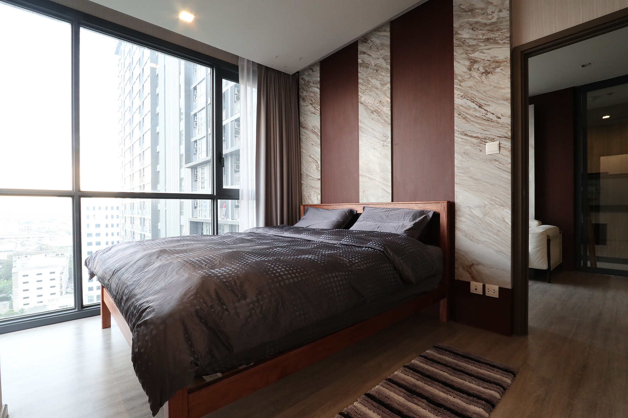 ขาย The Line Wongsawang : เดอะ ไลน์ วงศ์สว่าง ห้องมุม ตกแต่งแล้ว พร้อมเข้าอยู่ทันที ห้องพักอาศัยเป็นรูปแบบ 2 Bedrooms