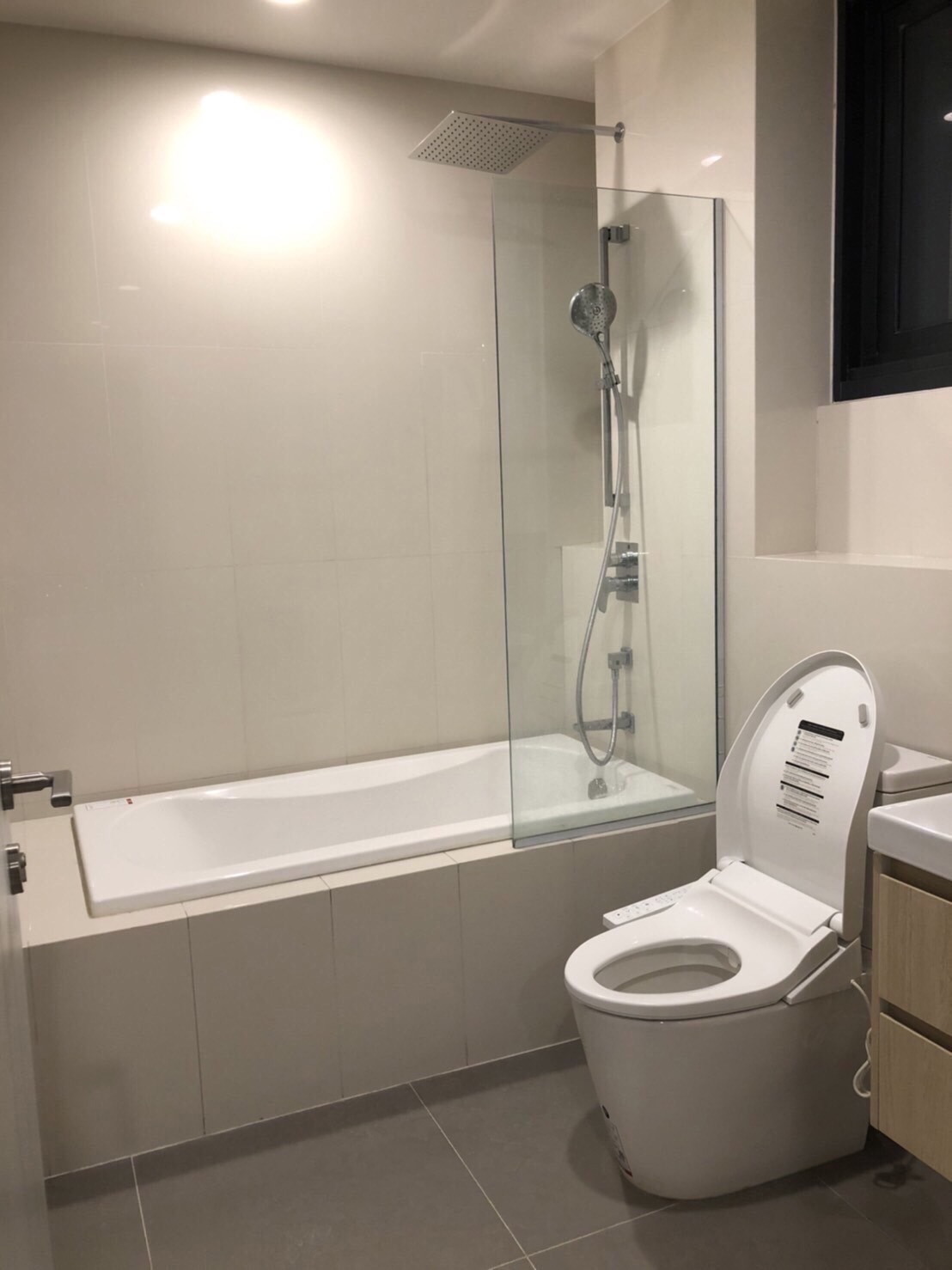 ให้เช่าคอนโดโอกะเฮ้าส์ 2 นอน 2 น้ำ (มีอ่างอาบน้ำ), ห้อง 3399/876, ขนาด 50 ตรม. ชั้น 37, (วิวแม่น้ำ), ตกแต่งพร้อมอยู่, วิวแม่น้ำ