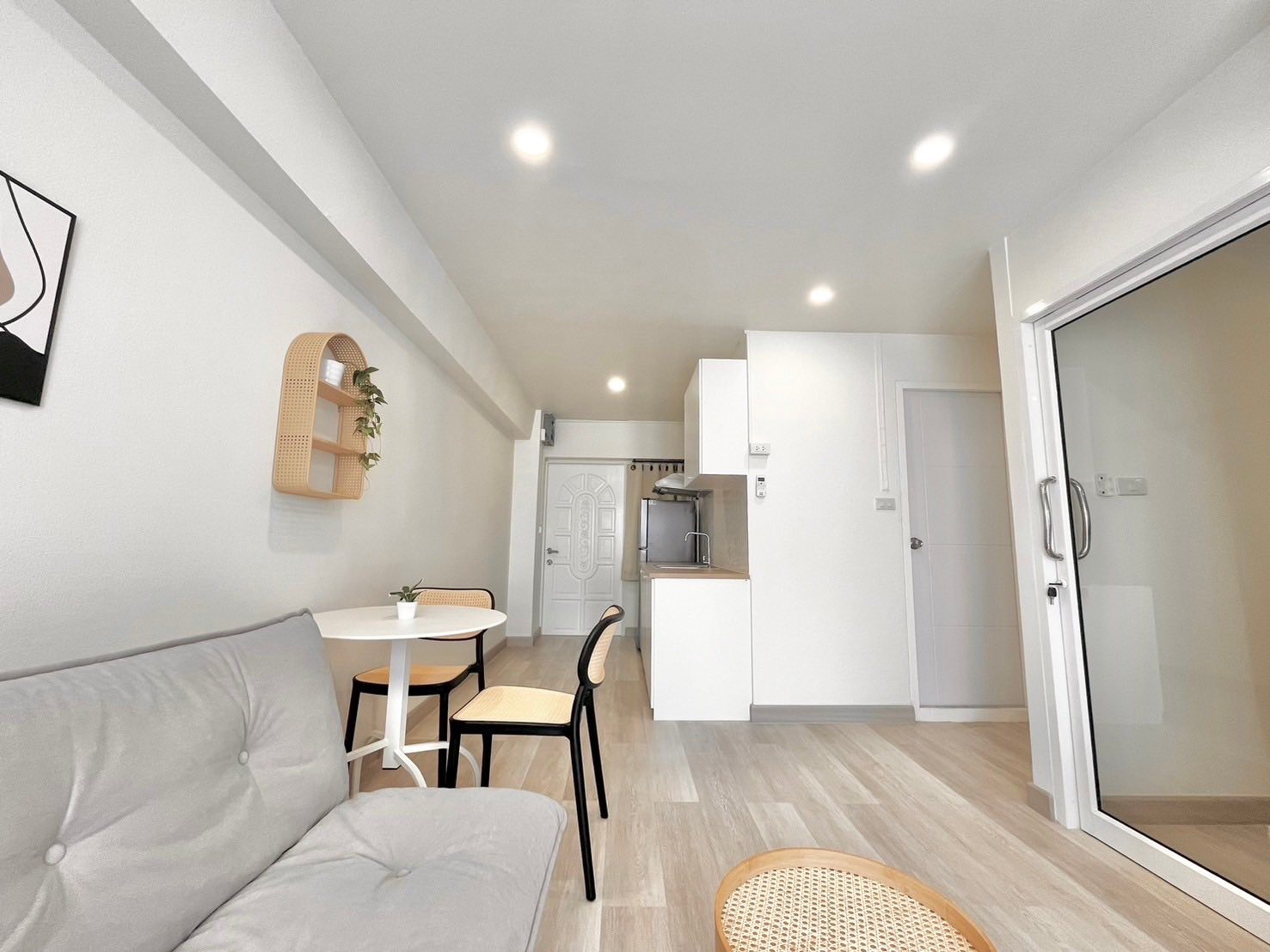 ให้เช่าคอนโด ทองหล่อ ทาวเวอร์ / For Rent Thonglor Tower (English below)