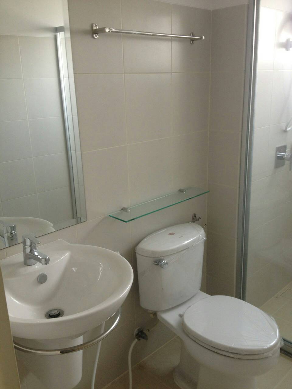 ให้เช่า/ขาย Condo Supalai Park Asoke-Ratchada ห้อง studio ชั้น 7 พื้นที่ 34 ตร.ม เช่า 12500 / เดือน ขาย 2.55 ล้าน วิวถนนพระราม 9 พร้อมเฟอร์นิเจอร์