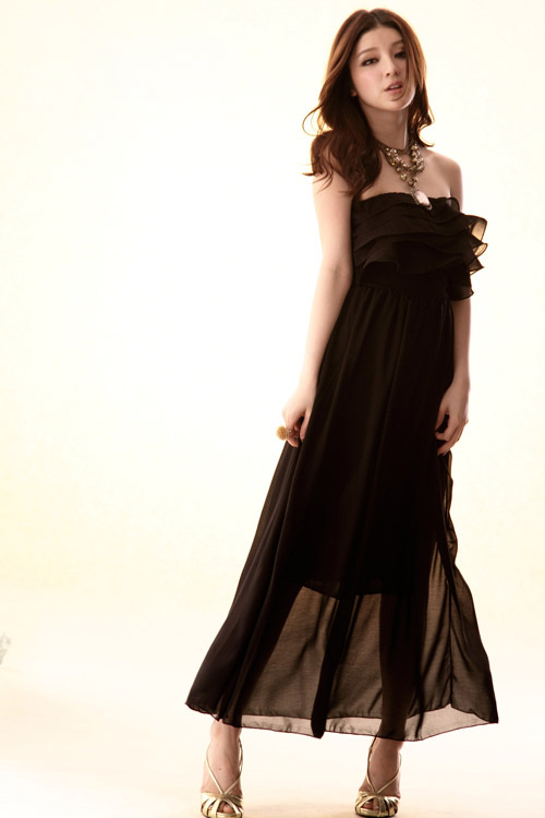 maxi dress ชุดเดรสยาวเกาะอก สีดำ ผ้าชีฟอง สม็อกอก แต่งพริ้ว เซ็กซี่ ใส่ออกงานได้ สวยมาก Asia Street Fashion