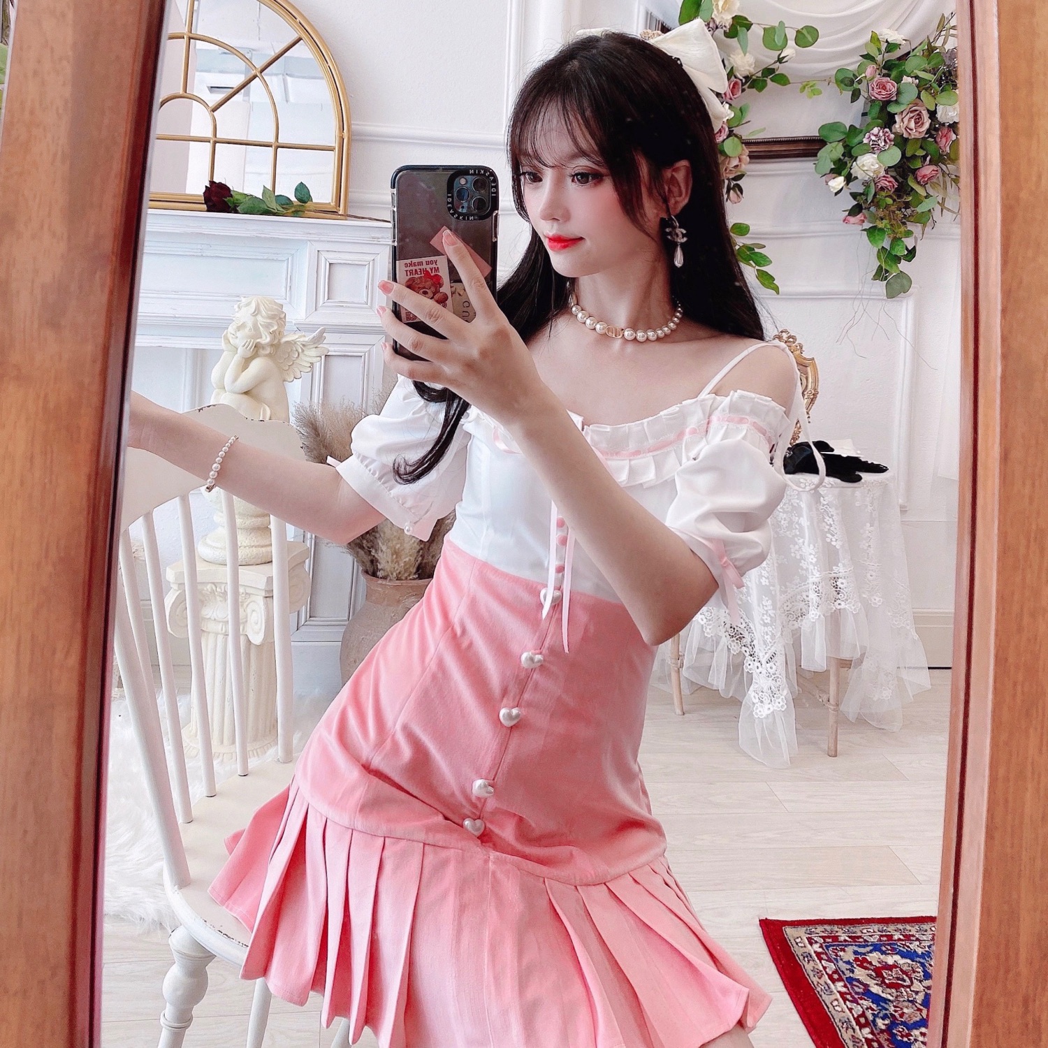 Summer Joy : พรีออเดอร์ เดรสสั้นน่ารักๆ เปิดไหล่ มีสายผูกไหล่ แต่งกระดุมลายหัวใจด้านหน้า แบรนด์แท้