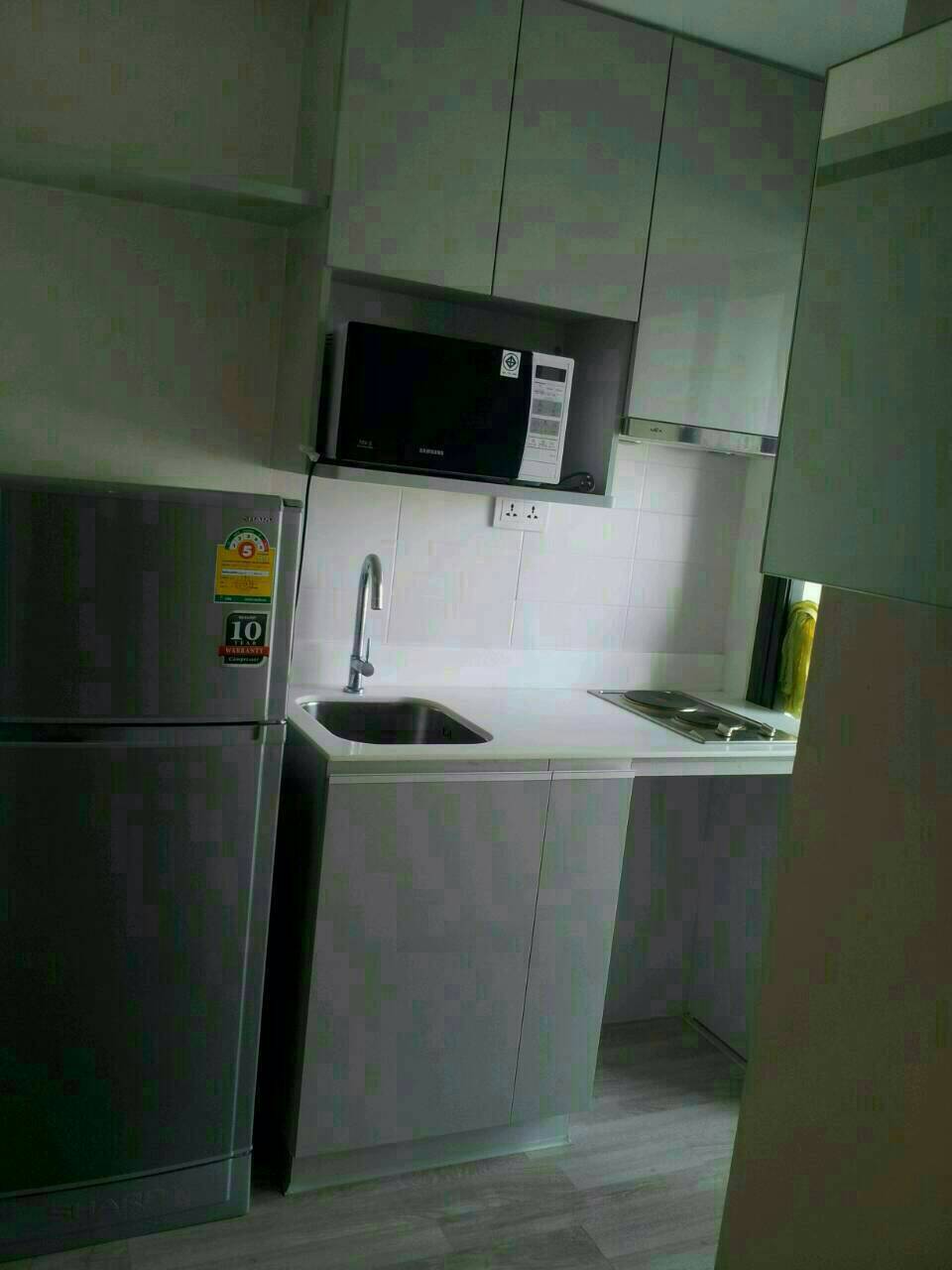 รหัสทรัพย์ 68093 ให้เช่า คอนโด Ideo Mobi Rama 9 (ไอดีโอ โมบิ พระราม 9) ห้องสตูดิโอ พื้นที่ 21.5 ชั้น 19 ทิศตะวันตก ตกแต่งครบพร้อมอยู่