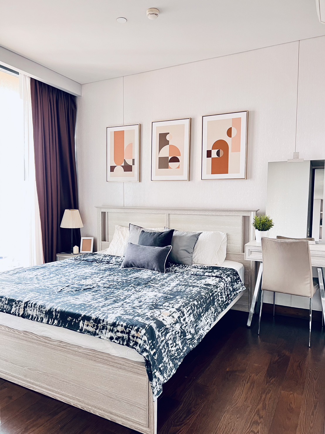 ให้เช่าคอนโด Park 24 (พาร์ค 24) 1 ห้องนอน 1 ห้องน้ำ ชั้น 18 ขนาด 38 ตรม ห้องแต่ครบพร้อมเข้าอยู่