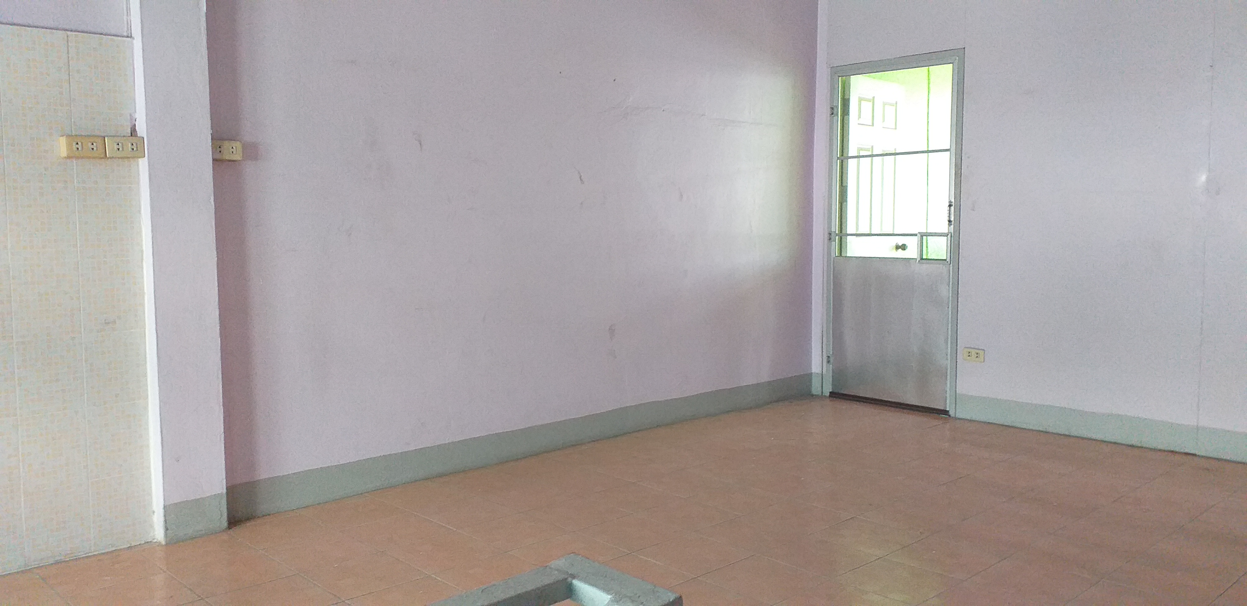 ขาย / เช่าอาคารพาณิชย์ 2 คูหา ทำเลดี เสรีไทย 11 เหมะทำเป็นหอพักนักศึกษาหรือปรับปรุงเป็น โฮสเทล (Hostel)