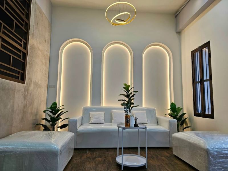 ((ขาย-ให้เช่า)) ทาวน์โฮม 3 ชั้น Renovateใหม่ทั้งหลัง ติดถนนซอยพหลโยธิน40ใกล้ BTS ทำเลดีมาก ใกล้มหาวิทยาลัยเกษตรศาสตร์