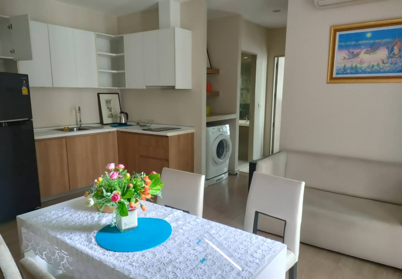 ให้เช่าคอนโด 2 ห้องนอน ราคาพิเศษ The Capital Ratchaprarop - Vibha (เดอะ แคปิตอล ราชปรารภ-วิภา) 2 ห้องนอน 1 ห้องน้ำ ขนาด 50 ตารางเมตร