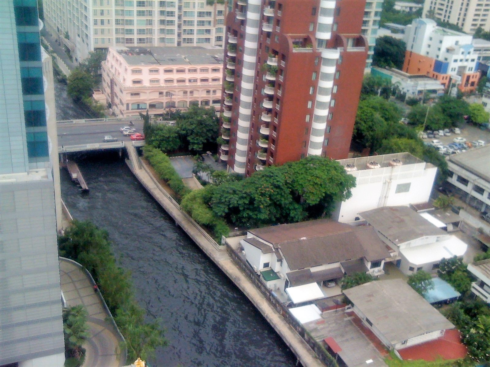 ขาย / เช่าคอนโด MANHATTAN CHIDLOM (แมนฮัตตัน ชิดลม) 1 ห้องนอน 1 ห้องน้ำ ขนาด 58 ตรม .ชั้น 18 ห้องแต่งครบพร้อมเข้าอยู่